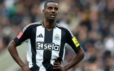 تفاصيل “الظهور الأول” لإيزاك في نادي نيوكاسل بعد انتهاء “التمرد”