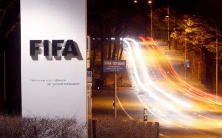 فيفا يواجه دعوى قضائية بسبب لوائح الانتقالات