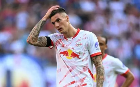 نيوكاسل “يعزز” عرضه لضم بنجامين سيسكو من لايبزيغ