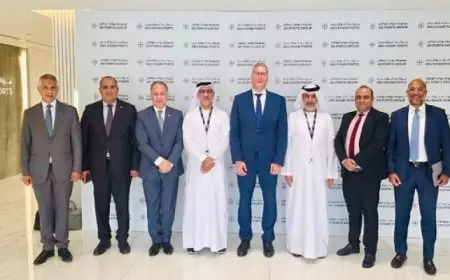 وزير البترول يبحث مع “موانئ أبوظبى” تعزيز التعاون الإقليمى