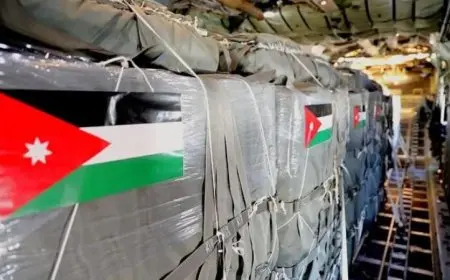 الأردن يرسل إنزالا جويا جديدا بـ35 طن من المساعدات الإنسانية إلى غزة