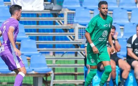 الأهلي السعودي يحقق التعادل أمام العين الإماراتي في مباراة ودية بإسبانيا