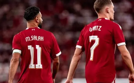 ما هي أهم المباريات والصفقات في الدوري الإنجليزي لموسم 2025-2026؟