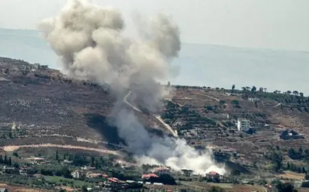 غارة جوية إسرائيلية تضرب دراجة نارية في بلدة تولين جنوب لبنان