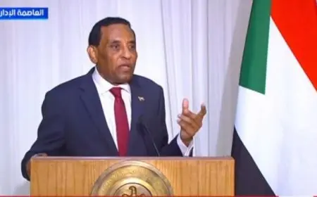 رئيس الوزراء السوداني يؤكد التوافق الكامل مع مصر في القضايا الإقليمية والدولية