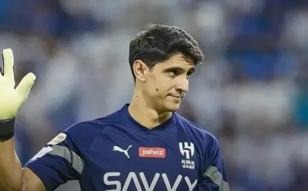 ياسين بونو ضمن أبرز المرشحين لجائزة «ياشين» لأفضل حارس في العالم