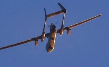 مسيرة إسرائيلية تلقى 3 قنابل صوتية على أطراف بلدة الوزانى جنوب لبنان