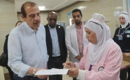 نائب وزير الصحة يقوم بجولة تفقدية في منشآت طبية بالسويس ويشدد على ضرورة تطوير الخدمات الصحية