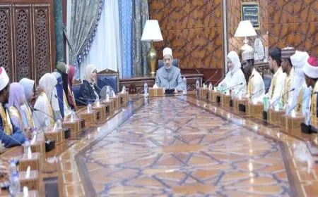 شيخ الأزهر يطالب بتوفير الدعم الكامل لطلاب مدرسة الإمام الطيب لحفظ القرآن الكريم وتجوده