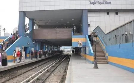 توقف حركة القطارات في مترو الأنفاق بمحطة شبرا الخيمة إثر حريق داخل محل تجاري