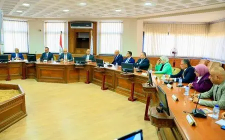 وزير التعليم يكشف عن خطة لإنهاء الفترات المسائية في المدارس الابتدائية بحلول 2027