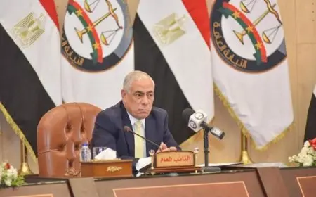 النائب العام يستقبل الدفعة الأولى من المرشحات لوظيفة معاونات في النيابة العامة