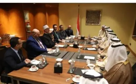 مفتي الجمهورية و رئيس الأوقاف في أبو ظبي يتبادلان الأفكار لتعزيز التعاون المشترك