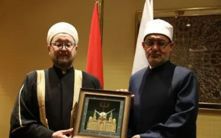 نظير عياد يشدد على أهمية تعزيز التعاون العلمي مع مفتي موسكو في دار الإفتاء