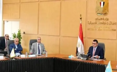 الشربيني يقود اجتماعاً هاماً لتخصيص وحدات الموظفين المنقولين إلى العاصمة الإدارية