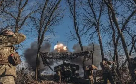 أوكرانيا تعزز أوامر الإخلاء في الشرق مع تصاعد الضغوط الروسية