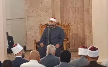 وزير الأوقاف يشارك في صلاة الجمعة بمسجد التعمير في شمال سيناء