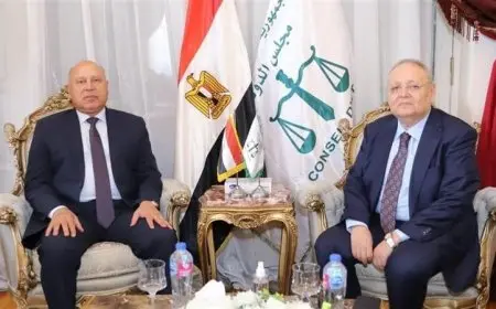 رئيس مجلس الدولة يرحب بكامل الوزير ويثني على الدور الحيوي لوزارتي النقل والصناعة