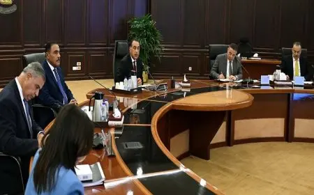 مدبولي يوجه المحافظين لبدء تشكيل لجان عاجلة لحصر وحدات الإيجار القديم