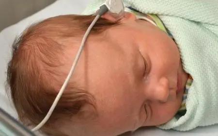 تقرير الصحة يكشف عن فحص 8.3 مليون طفل ضمن المبادرة الرئاسية لمكافحة فقدان السمع عند حديثي الولادة