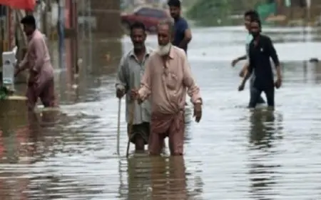 ارتفاع مأساوي في عدد ضحايا الأمطار الموسمية والفيضانات في باكستان إلى 645 قتيلا