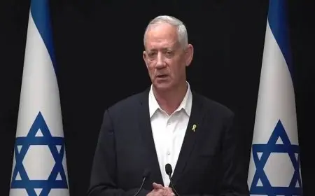 جانتس يناشد نتنياهو بتشكيل حكومة وحدة وطنية لإطلاق سراح الرهائن