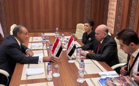 وزير الخارجية يعلن دعم مصر الراسخ لاستقلال العراق وتعزيز وحدة مؤسساته الوطنية