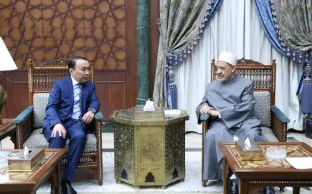 كازاخستان تدعو شيخ الأزهر لحضور افتتاح قمة القادة الدينيين