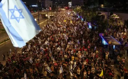 350 ألف إسرائيلي يطالبون نتنياهو بإنقاذ الرهائن وإنهاء الحرب من خلال صفقة عاجلة