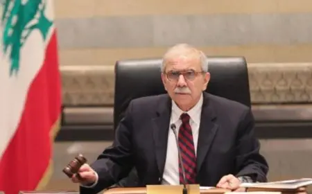 الرئيس الفرنسي يؤكد التزامه بتنظيم مؤتمر دولي لإعادة إعمار لبنان حسب نواف سلام