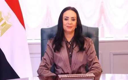 وزيرة التضامن الاجتماعي تلاحق مستجدات حادث انقلاب عربات قطار في مطروح