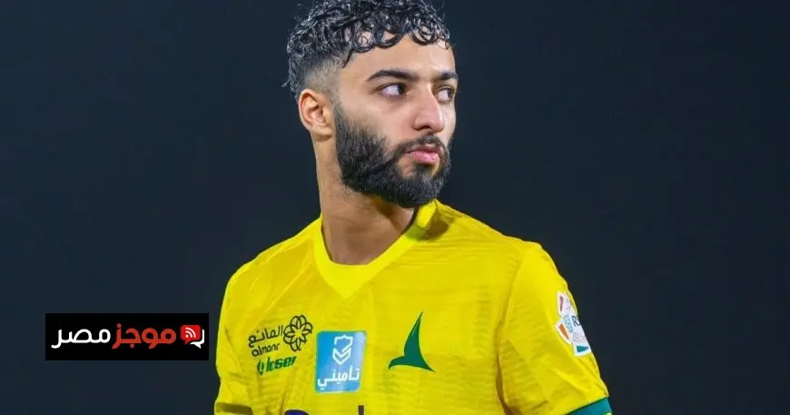 الأهلي السعودي يتعاقد مع صالح أبو الشامات حتى عام 2028
