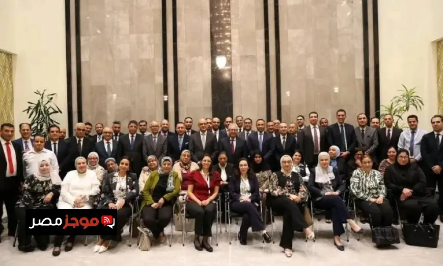 سفير مصر في الكويت يؤكد إجراء انتخابات مجلس الشيوخ بسلاسة ونجاح