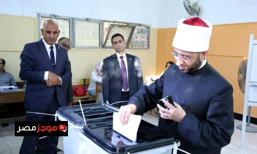 وزير الأوقاف يدعو المواطنين للمشاركة الفعالة في انتخابات الشيوخ بعد الإدلاء بصوته
