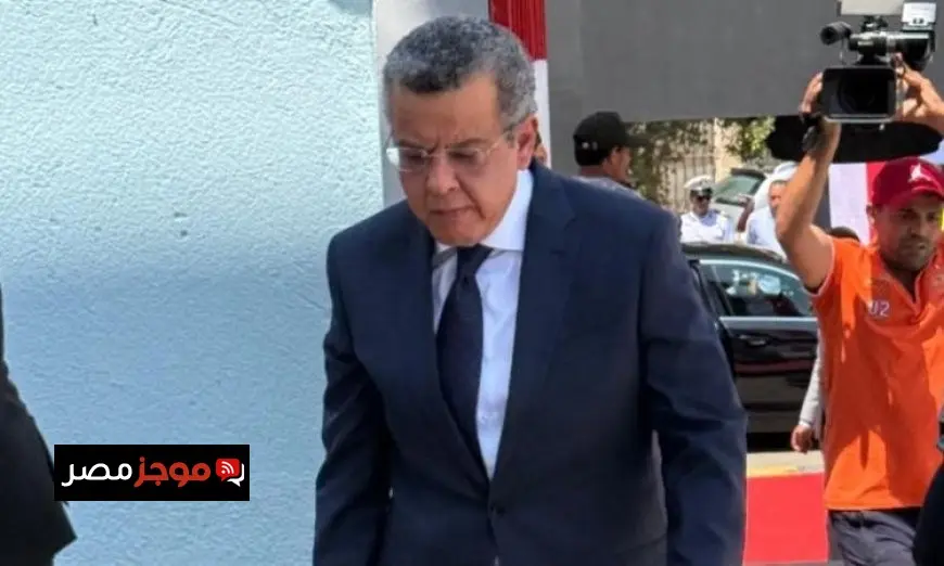 رئيس جهاز المحاسبات يشارك في انتخابات مجلس الشيوخ ويدلي بصوته