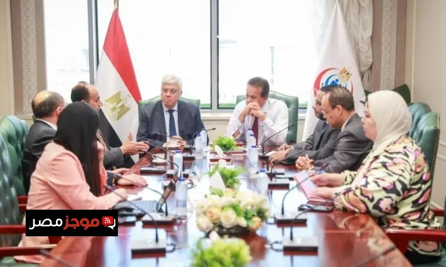 وزير الصحة ووزير التعليم العالي يبحثان سبل تعزيز التعاون في البحث العلمي لعلاج السرطان