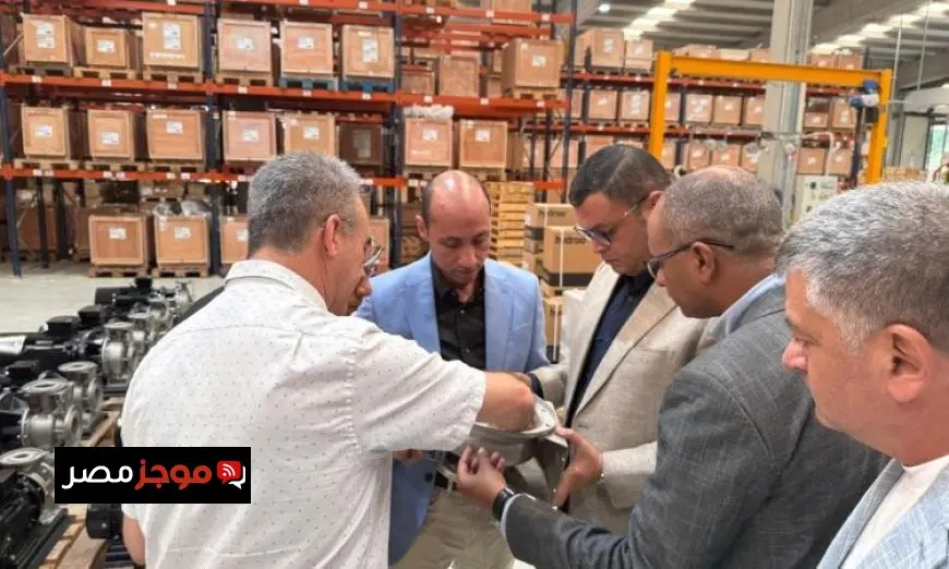 وزير الإسكان يتوجه إلى إسبانيا لزيارة مصنع هيدرو للطلمبات ويبحث فرص التعاون