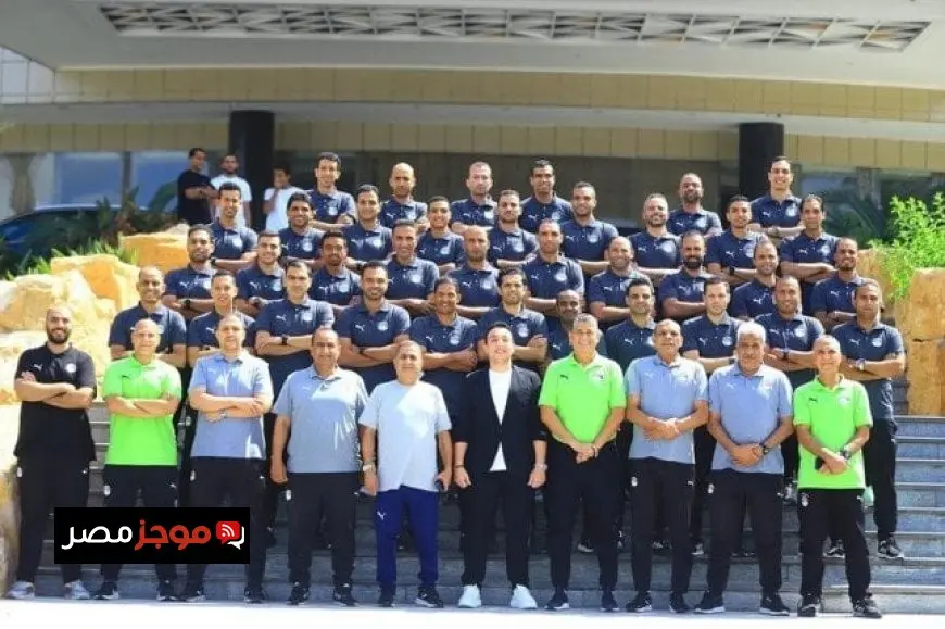 أبو زهرة يزور معسكر الحكام في الإسكندرية وينقل رسالة هاني أبو ريدة