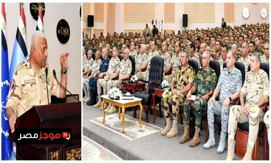 وزير الدفاع يجتمع بمجموعة من مقاتلي القوات الخاصة من وحدات المظلات والصاعقة