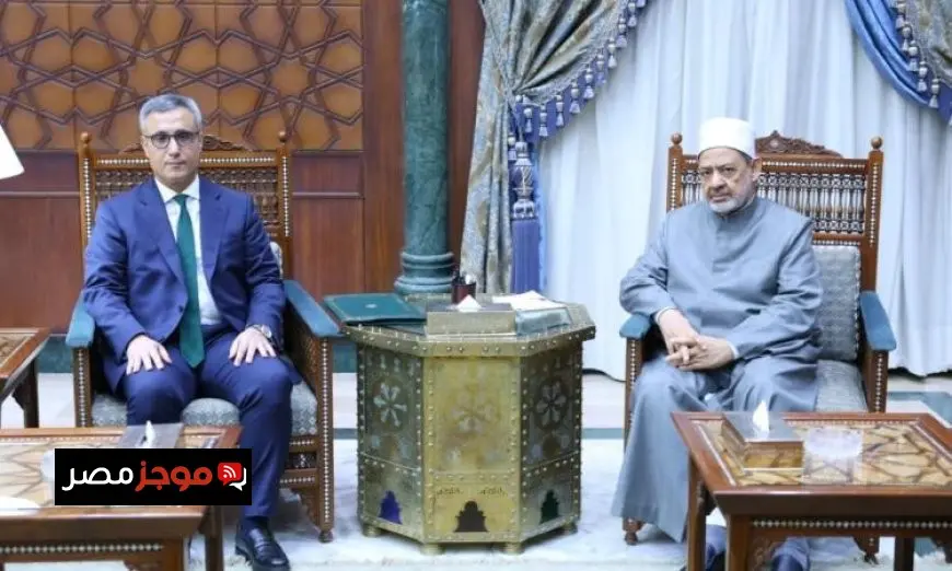 زيادة المنح الدراسية وتدريب الأئمة أبناء الجزائر في تصعيد من شيخ الأزهر