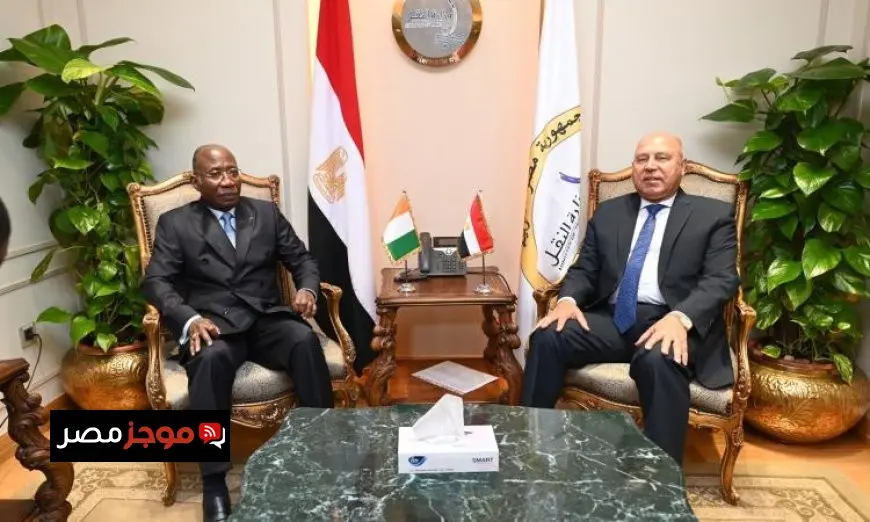 صور للوزير وهو يناقش سبل تعزيز التعاون مع وزير الخارجية والمغتربين الإيفواريين