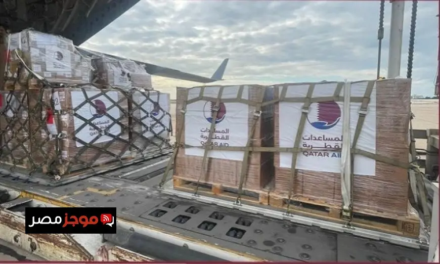 عبور 68 شاحنة مساعدات إنسانية من قطر والإمارات إلى الفلسطينيين في قطاع غزة