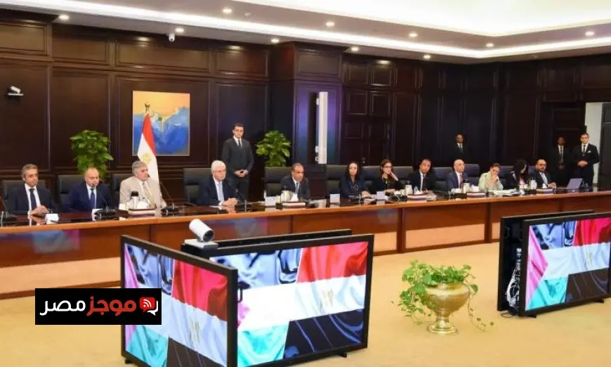 وزير الخارجية يسعى لتعزيز الدعم الدولي لتنفيذ خطة إعادة إعمار غزة العربية