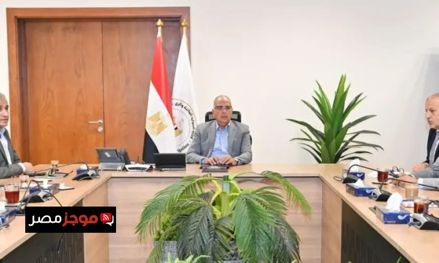وزير الري يستعرض مستحقات الوزارة وخطط مستقبلية للتطوير والتقدم
