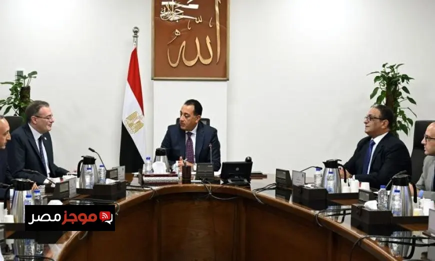 مدبولي يناقش مع رئيس المركزي للتنظيم والإدارة استراتيجيات تطوير العمل والجهود المبذولة