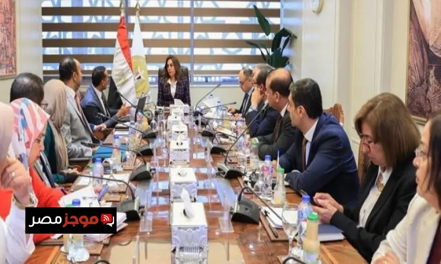 عوض تستعرض فرص التعاون مع وفد برنامج الأمم المتحدة الهابيتات