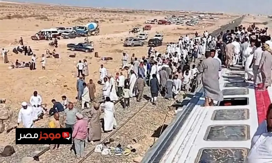 وزير النقل يعين لجنة فنية للتحقيق في أسباب حادث قطار مطروح
