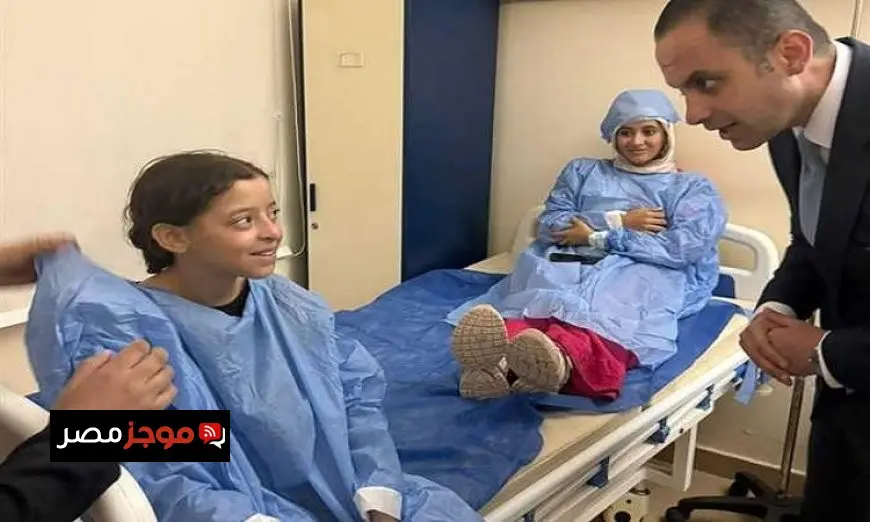 نائب وزير الصحة يزور مصابي حادث قطار مطروح للاطمئنان على حالتهم الصحية