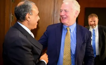 عبد العاطي يستقبل أعضاء مجلس الشيوخ الأمريكي لتعزيز التعاون المشترك