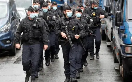 إصابة خمسة أشخاص في حادث طعن مروع جنوب فرنسا والشرطة تتصدى للمنفذ وتقتله